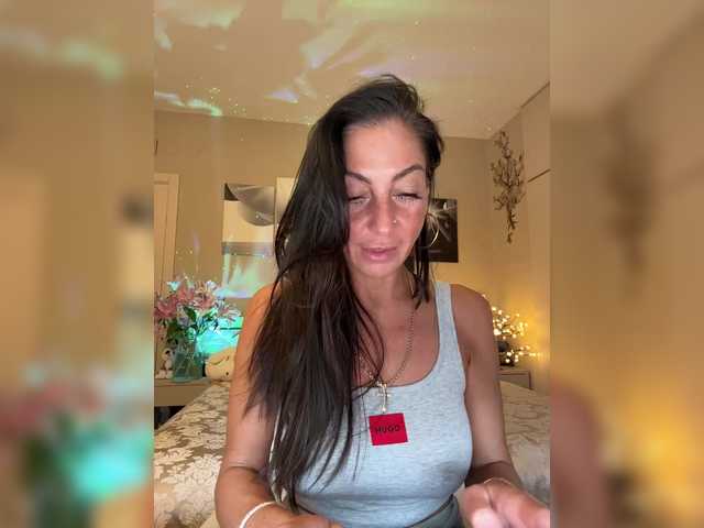 IrinkaGata's BongaCams show and profile