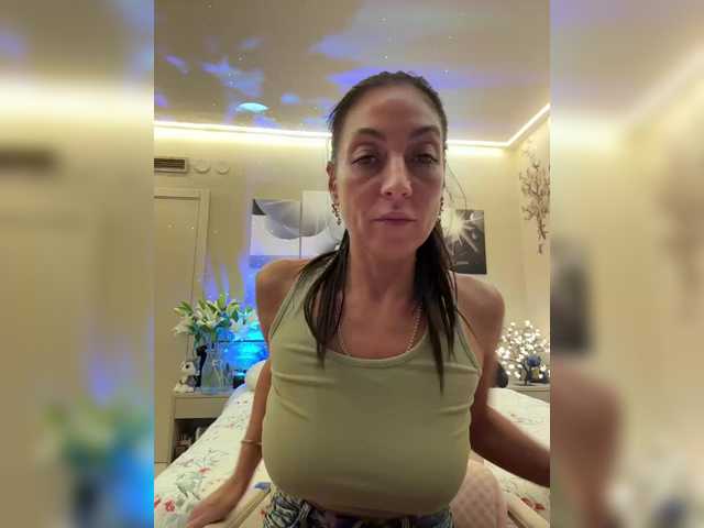 IrinkaGata's BongaCams show and profile