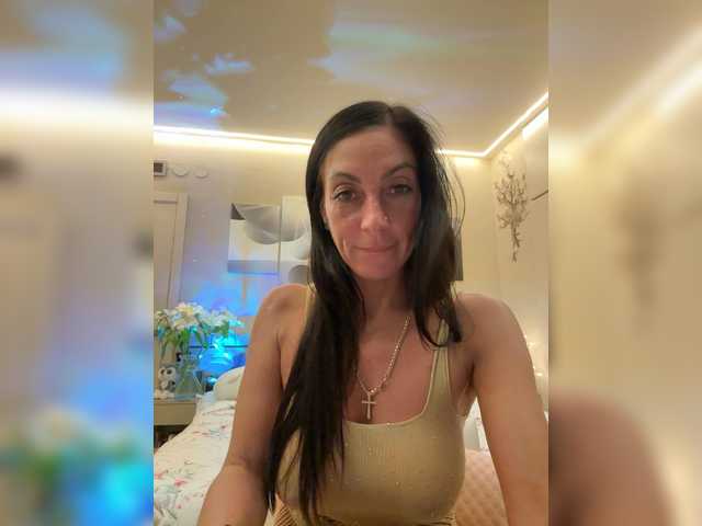 IrinkaGata's BongaCams show and profile