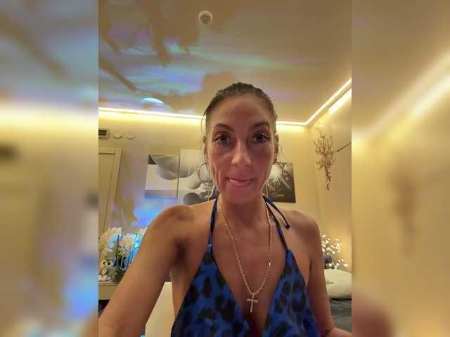 IrinkaGata's BongaCams show and profile