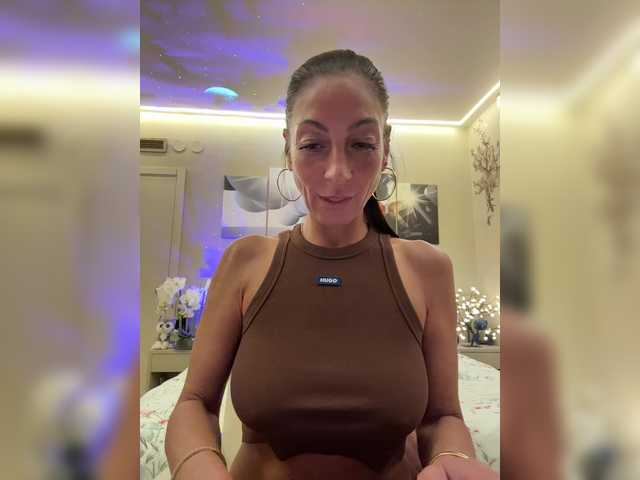 IrinkaGata live cam profile