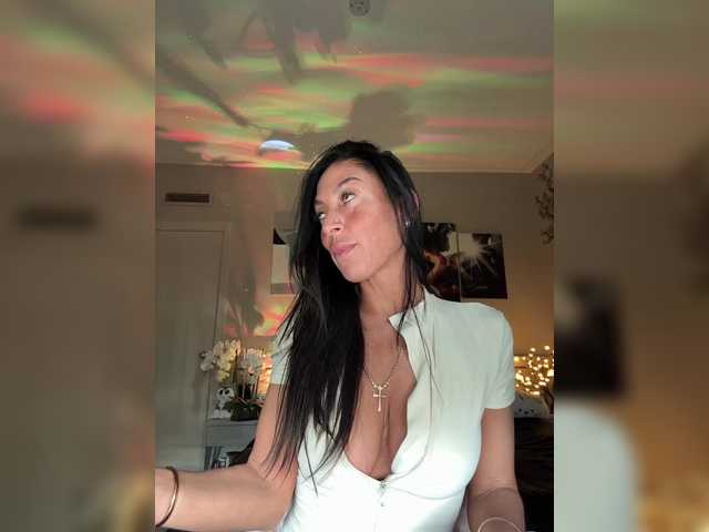 IrinkaGata's BongaCams show and profile