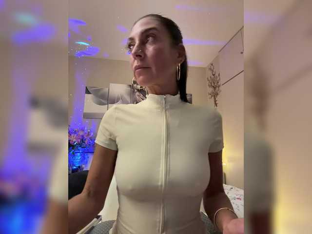 IrinkaGata's BongaCams show and profile