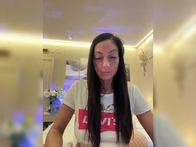 IrinkaGata's BongaCams show and profile
