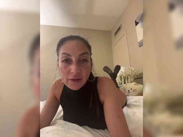 IrinkaGata Live Webcam on BongaCams
