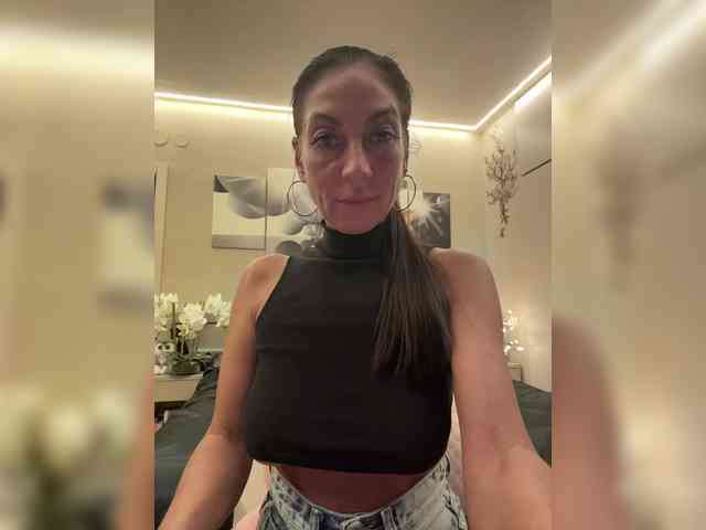 IrinkaGata Live Webcam on BongaCams