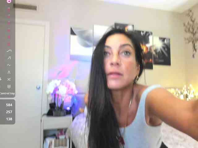 IrinkaGata Live Webcam on BongaCams