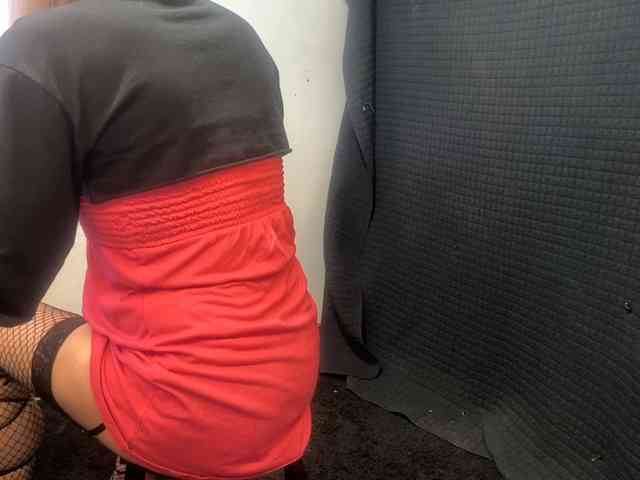 Xdresserwithass