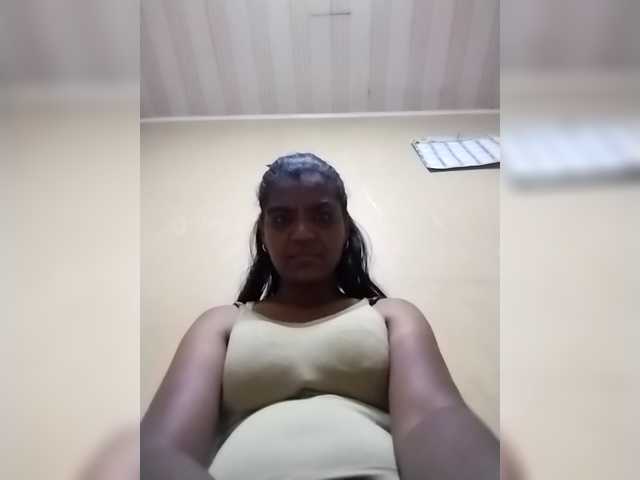 Royblackhot's BongaCams show and profile