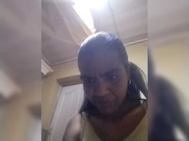 Royblackhot live cam profile