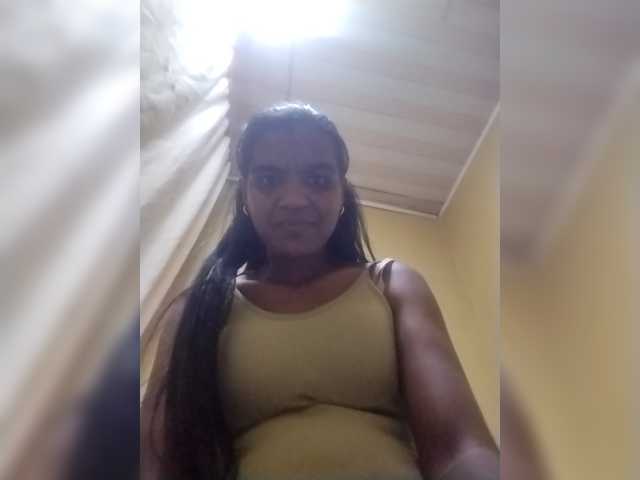 Royblackhot's BongaCams show and profile