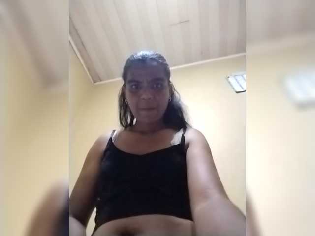 Royblackhot's BongaCams show and profile