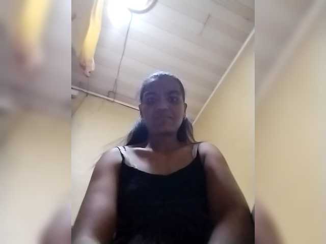 Royblackhot's BongaCams show and profile