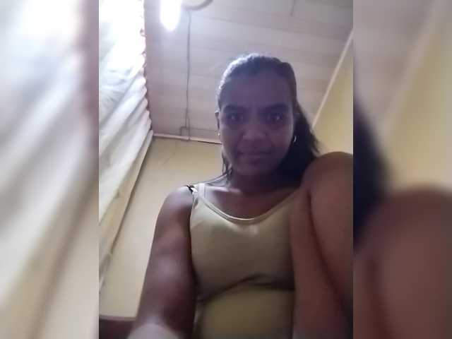 Royblackhot's BongaCams show and profile