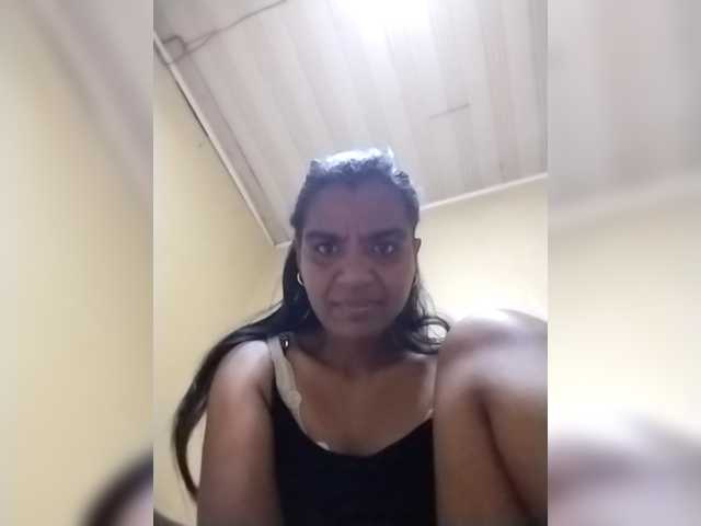 Royblackhot's BongaCams show and profile