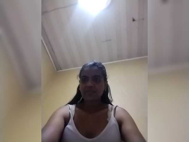 Royblackhot's BongaCams show and profile