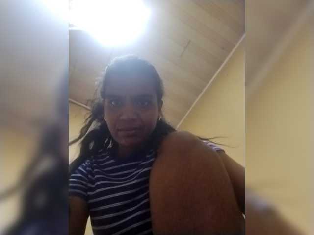 Royblackhot's BongaCams show and profile