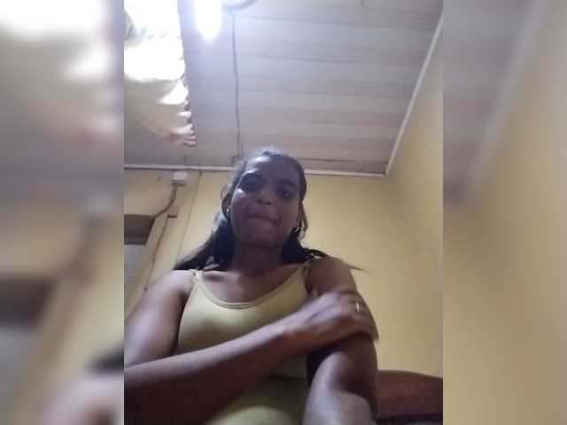 Royblackhot's BongaCams show and profile