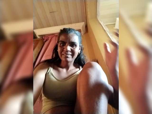 Royblackhot's BongaCams show and profile