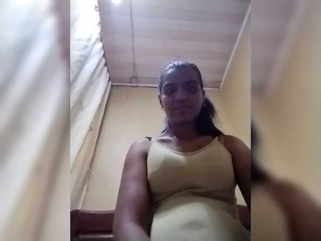 Royblackhot's BongaCams show and profile