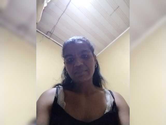 Royblackhot's BongaCams show and profile