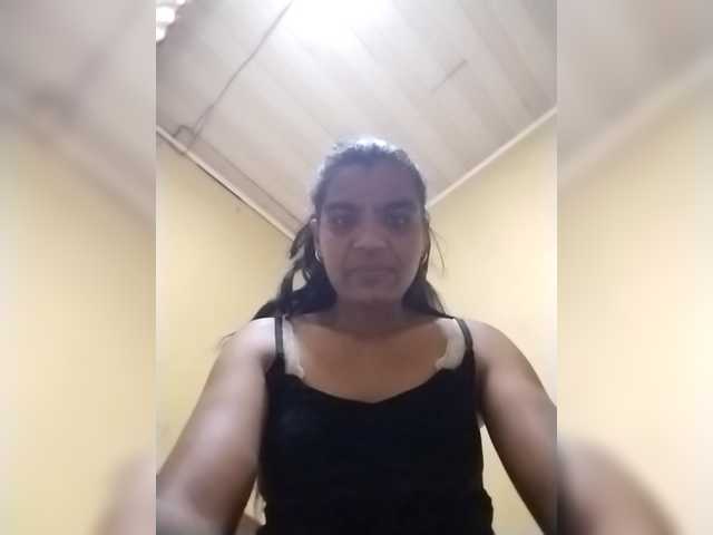 Royblackhot's BongaCams show and profile