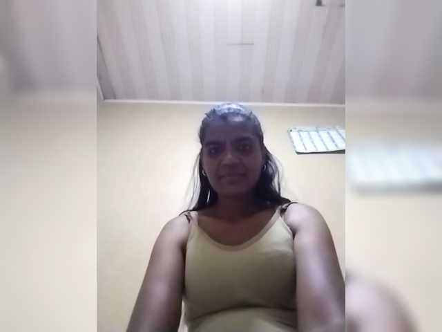 Royblackhot's BongaCams show and profile