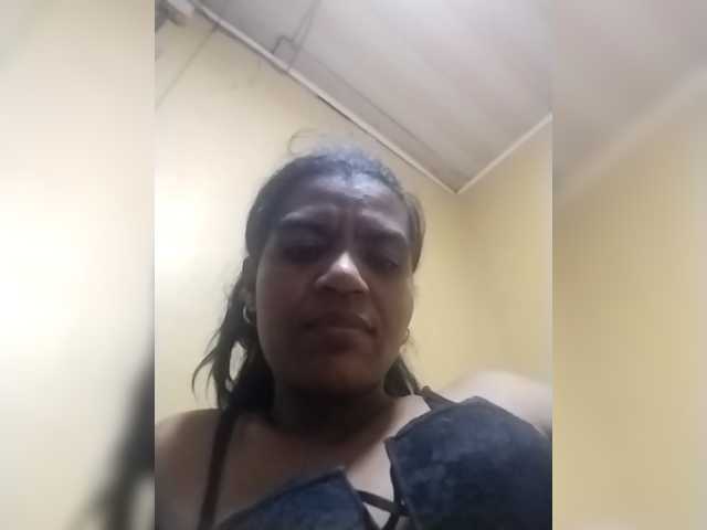 Royblackhot's BongaCams show and profile