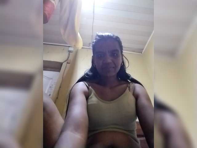 Royblackhot's BongaCams show and profile