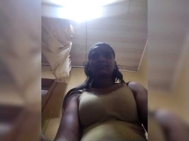 Royblackhot's BongaCams show and profile