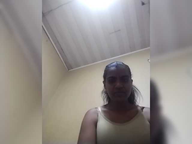 Royblackhot's BongaCams show and profile