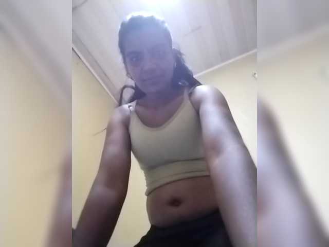 Royblackhot's BongaCams show and profile