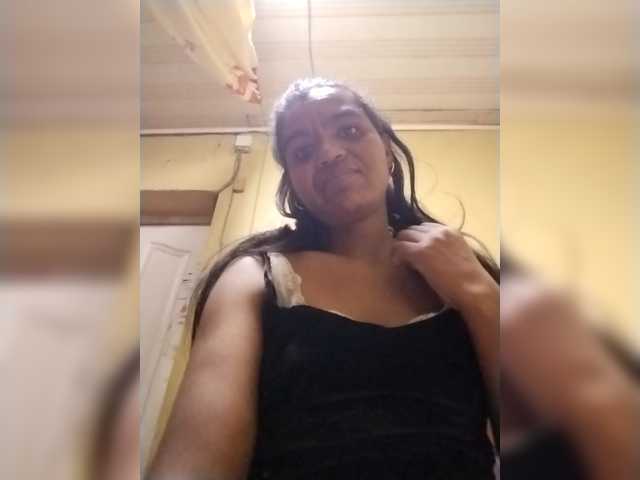 Royblackhot's BongaCams show and profile