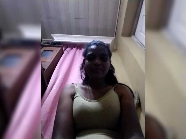 Royblackhot's BongaCams show and profile