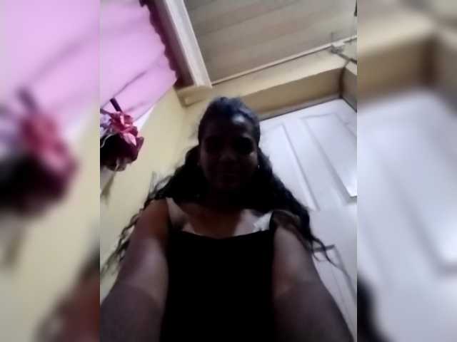 Royblackhot's BongaCams show and profile