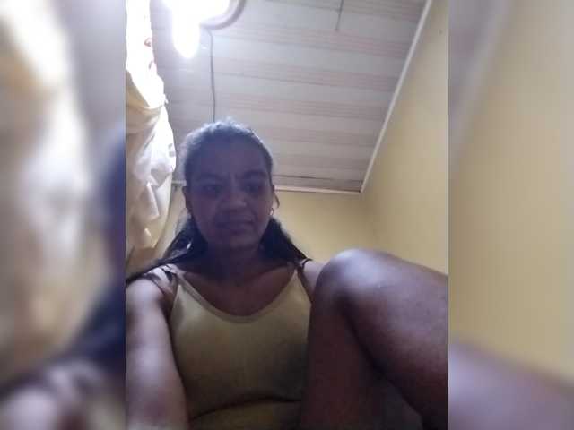 Royblackhot's BongaCams show and profile