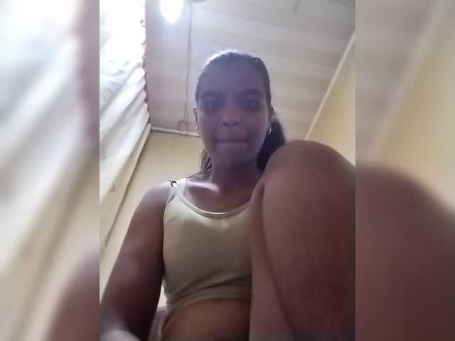 Royblackhot's BongaCams show and profile