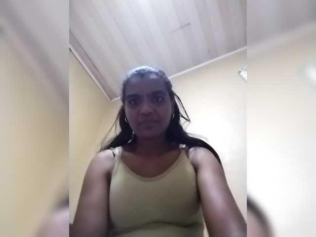 Royblackhot's BongaCams show and profile