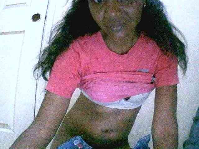 Royblackhot webcam