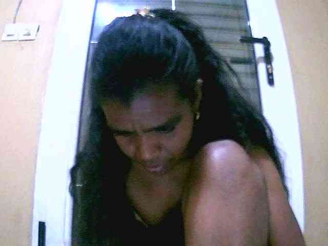 Royblackhot webcam