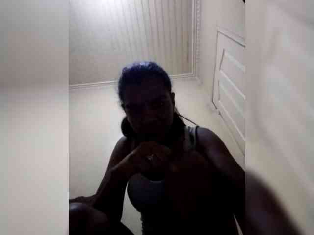 Royblackhot webcam