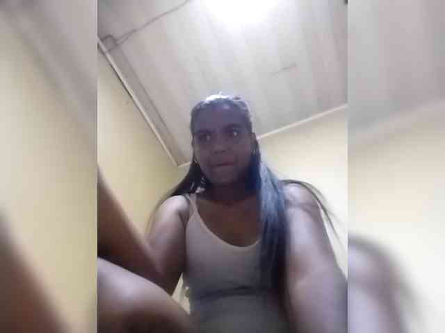 Royblackhot Live Webcam on BongaCams