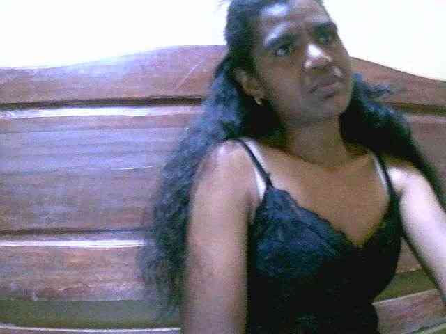 Royblackhot webcam
