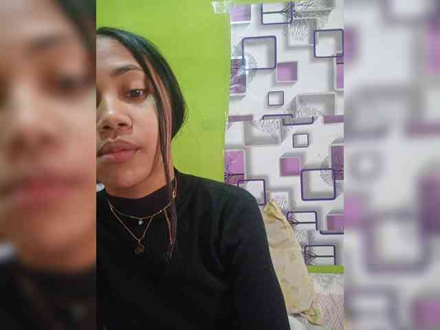 anaiss webcam