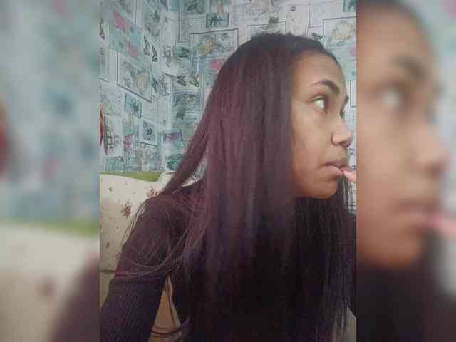 anaiss webcam
