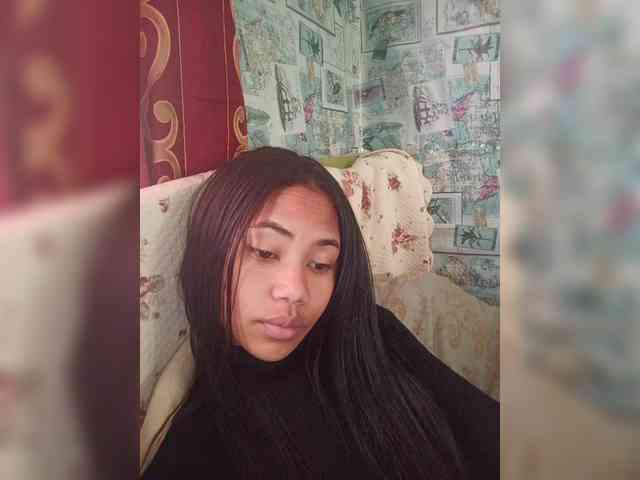 anaiss webcam
