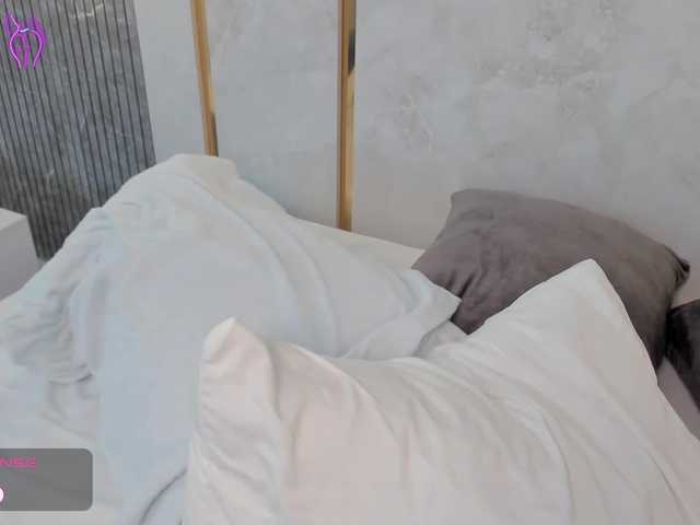 lilly-ass webcam bongacams model stream image