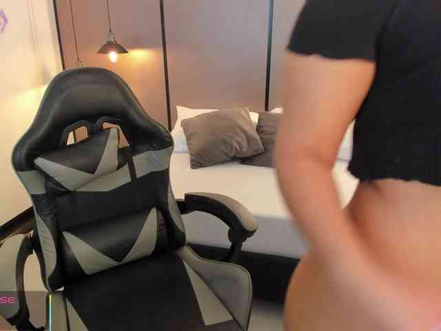 lilly-ass webcam