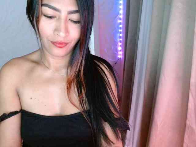 strip chat nude Kimsas