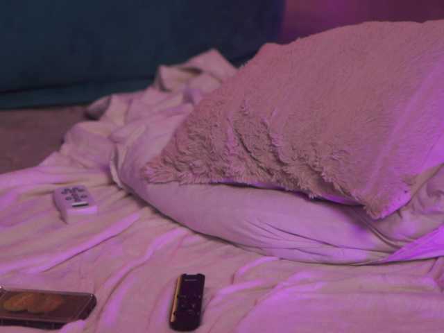 ChicaOra's BongaCams show and profile